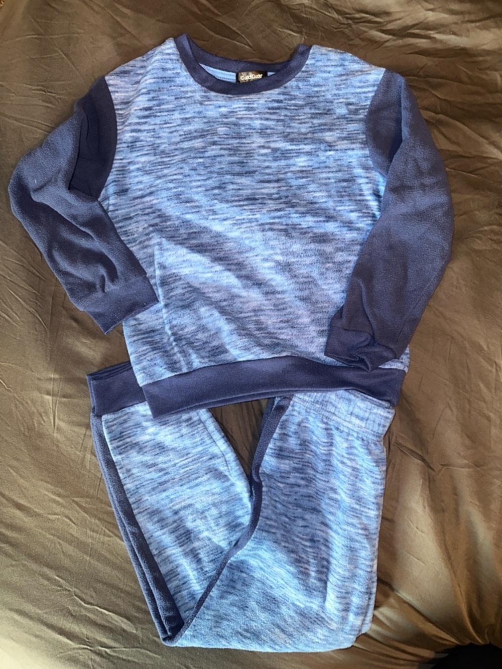 Cuddle duds pj set